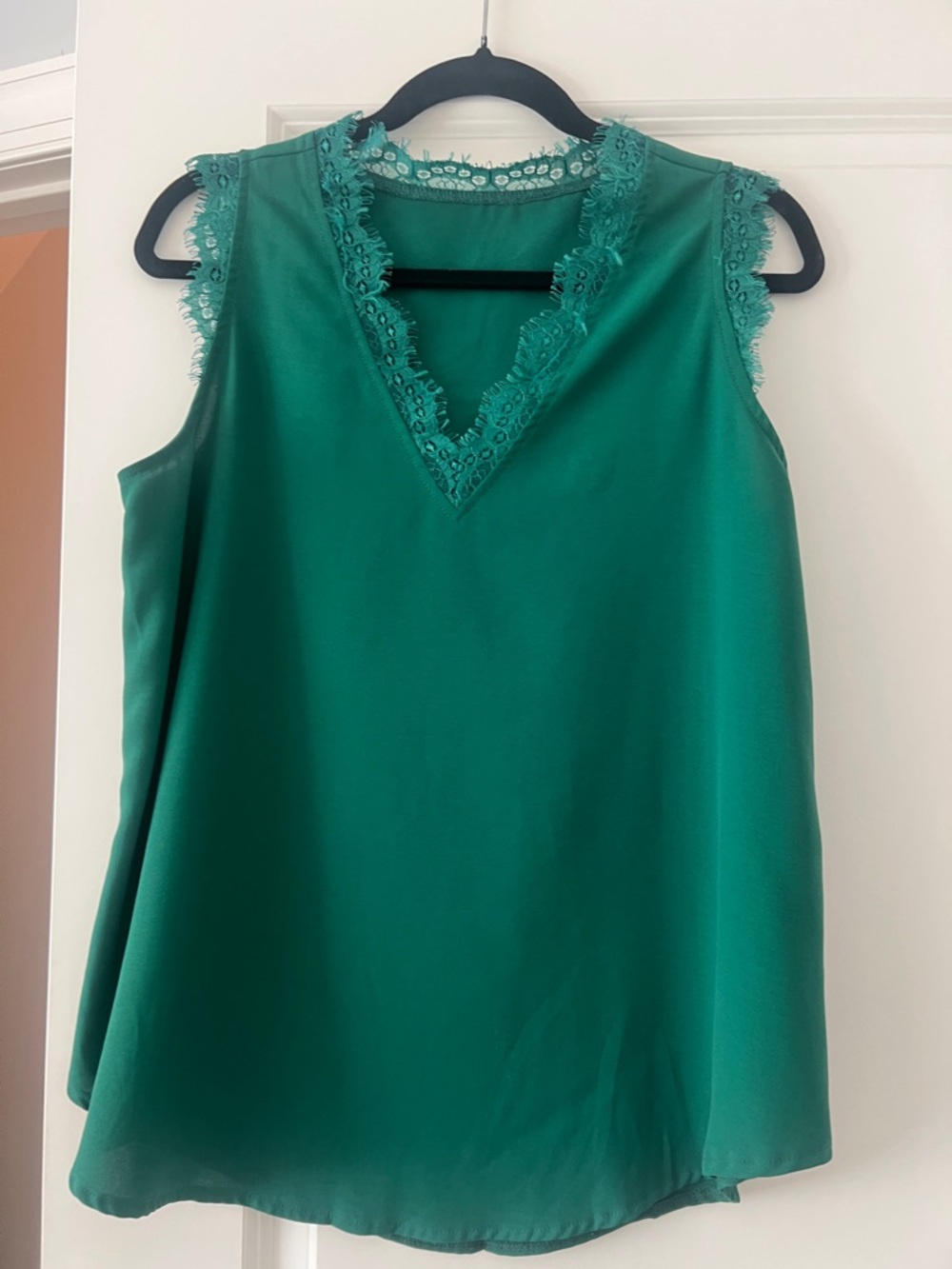 Lace-Trim Sleeveless V-Neck Top - Emerald Green